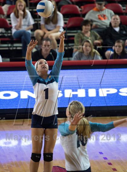 Thumbnail 1 in North Surry vs. South Granville (NCHSAA 2A Final) photogallery.