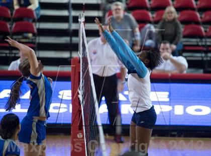 Thumbnail 3 in North Surry vs. South Granville (NCHSAA 2A Final) photogallery.
