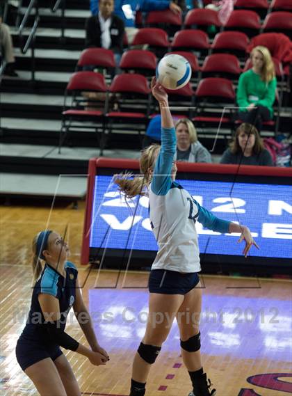 Thumbnail 2 in North Surry vs. South Granville (NCHSAA 2A Final) photogallery.