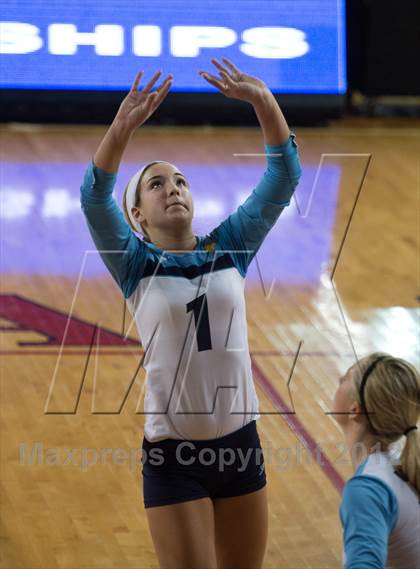 Thumbnail 1 in North Surry vs. South Granville (NCHSAA 2A Final) photogallery.
