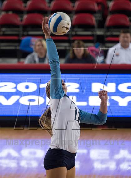 Thumbnail 3 in North Surry vs. South Granville (NCHSAA 2A Final) photogallery.