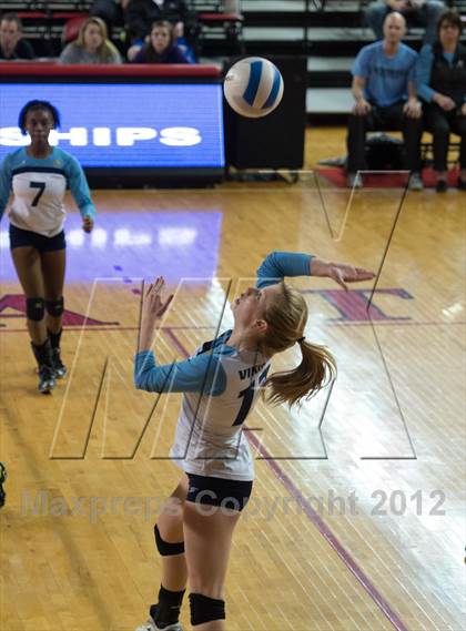 Thumbnail 2 in North Surry vs. South Granville (NCHSAA 2A Final) photogallery.