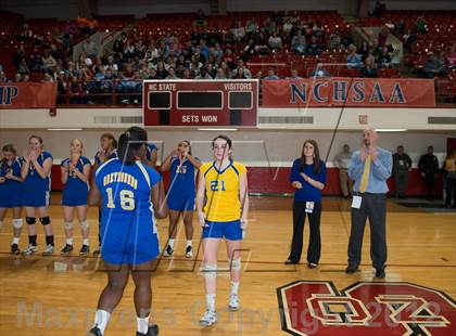 Thumbnail 1 in North Surry vs. South Granville (NCHSAA 2A Final) photogallery.