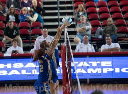 Thumbnail 1 in North Surry vs. South Granville (NCHSAA 2A Final) photogallery.
