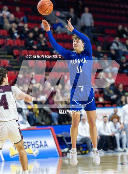 Thumbnail 3 in Panama vs Sackets Harbor (NYSPHSAA Class D Semifinal) photogallery.