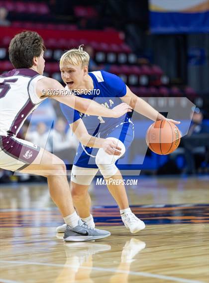Thumbnail 2 in Panama vs Sackets Harbor (NYSPHSAA Class D Semifinal) photogallery.