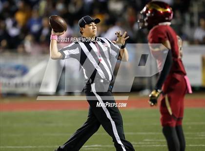 Thumbnail 3 in Warren vs Downey photogallery.