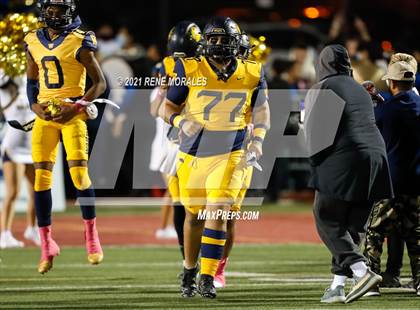 Thumbnail 3 in Warren vs Downey photogallery.