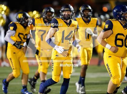 Thumbnail 3 in Warren vs Downey photogallery.