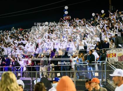 Thumbnail 1 in Warren vs Downey photogallery.