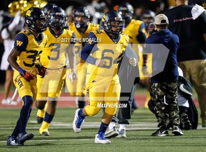 Thumbnail 2 in Warren vs Downey photogallery.