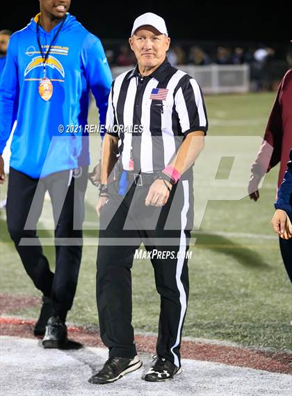 Thumbnail 3 in Warren vs Downey photogallery.