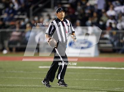 Thumbnail 2 in Warren vs Downey photogallery.