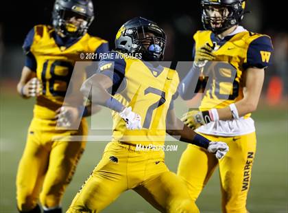 Thumbnail 2 in Warren vs Downey photogallery.