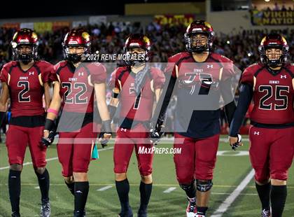Thumbnail 3 in Warren vs Downey photogallery.