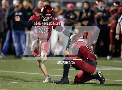 Thumbnail 1 in Warren vs Downey photogallery.