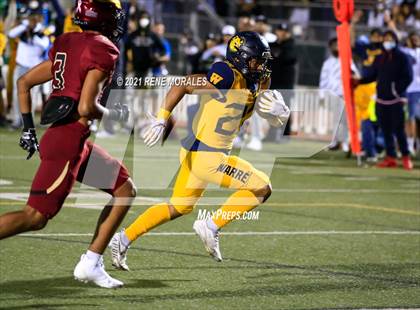 Thumbnail 1 in Warren vs Downey photogallery.