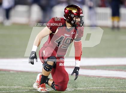 Thumbnail 1 in Warren vs Downey photogallery.