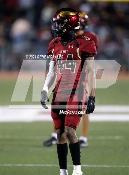 Thumbnail 2 in Warren vs Downey photogallery.