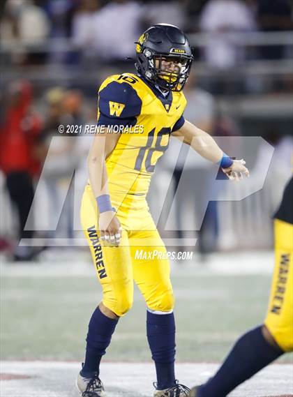 Thumbnail 2 in Warren vs Downey photogallery.