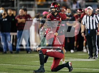 Thumbnail 3 in Warren vs Downey photogallery.