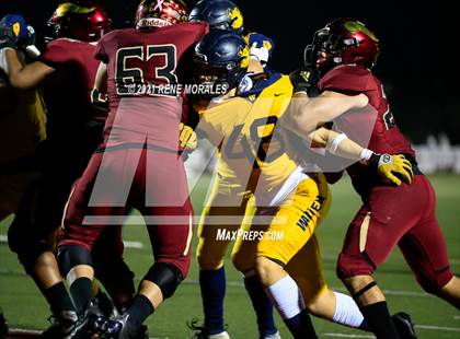 Thumbnail 2 in Warren vs Downey photogallery.