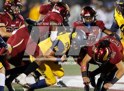Thumbnail 1 in Warren vs Downey photogallery.