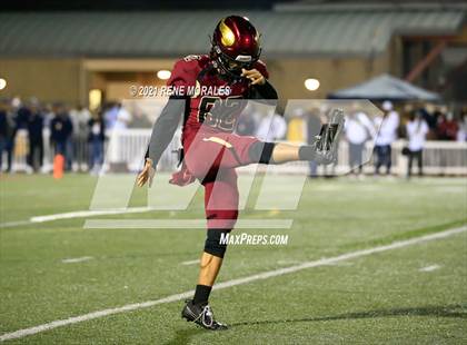 Thumbnail 1 in Warren vs Downey photogallery.