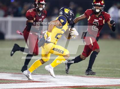 Thumbnail 3 in Warren vs Downey photogallery.