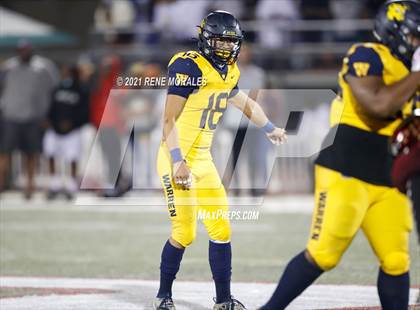 Thumbnail 1 in Warren vs Downey photogallery.