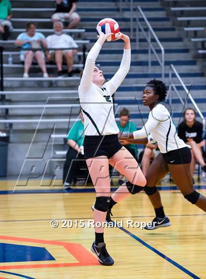 Thumbnail 2 in Lake Dallas @ Sachse photogallery.