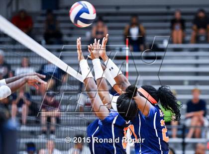 Thumbnail 2 in Lake Dallas @ Sachse photogallery.