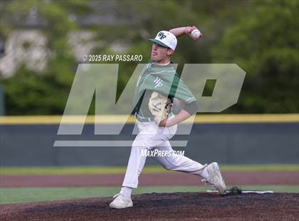 Thumbnail 2 in Riverhead vs Floyd (NYSPHSAA AAA Round 1) photogallery.