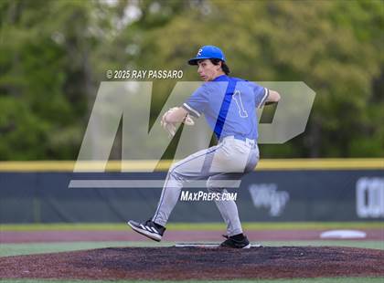Thumbnail 2 in Riverhead vs Floyd (NYSPHSAA AAA Round 1) photogallery.
