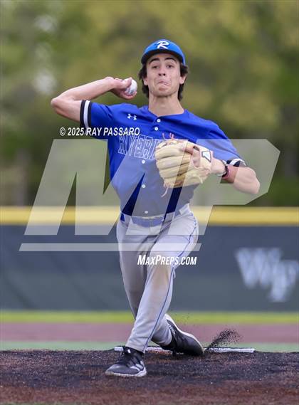 Thumbnail 1 in Riverhead vs Floyd (NYSPHSAA AAA Round 1) photogallery.