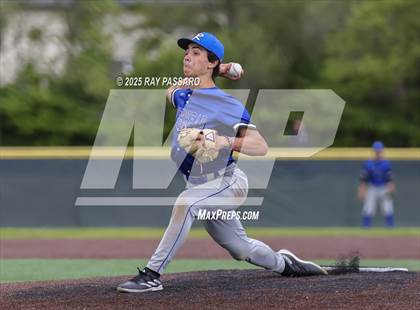 Thumbnail 1 in Riverhead vs Floyd (NYSPHSAA AAA Round 1) photogallery.
