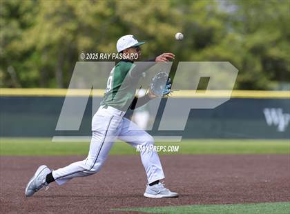 Thumbnail 3 in Riverhead vs Floyd (NYSPHSAA AAA Round 1) photogallery.