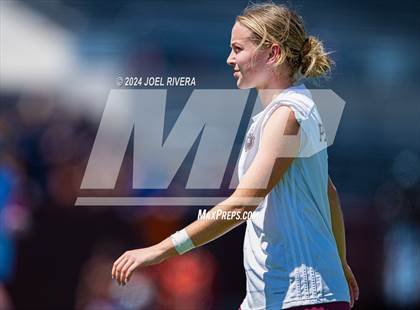 Thumbnail 1 in Seven Lakes vs Pearland (UIL Soccer 6A Region 3 Semifinal) photogallery.