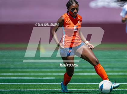 Thumbnail 2 in Seven Lakes vs Pearland (UIL Soccer 6A Region 3 Semifinal) photogallery.