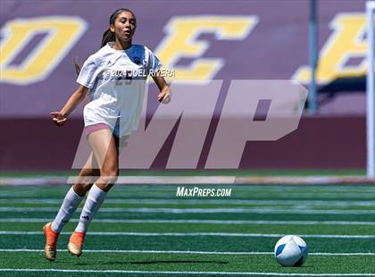 Thumbnail 2 in Seven Lakes vs Pearland (UIL Soccer 6A Region 3 Semifinal) photogallery.