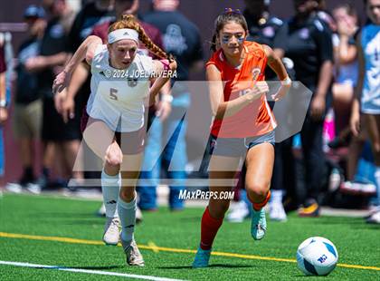 Thumbnail 3 in Seven Lakes vs Pearland (UIL Soccer 6A Region 3 Semifinal) photogallery.