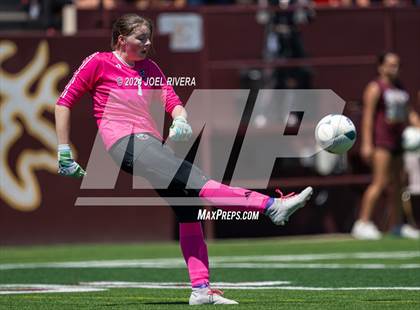 Thumbnail 1 in Seven Lakes vs Pearland (UIL Soccer 6A Region 3 Semifinal) photogallery.