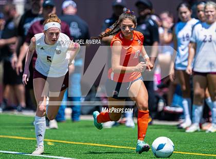 Thumbnail 1 in Seven Lakes vs Pearland (UIL Soccer 6A Region 3 Semifinal) photogallery.