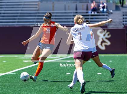 Thumbnail 2 in Seven Lakes vs Pearland (UIL Soccer 6A Region 3 Semifinal) photogallery.