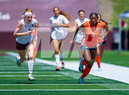 Thumbnail 3 in Seven Lakes vs Pearland (UIL Soccer 6A Region 3 Semifinal) photogallery.