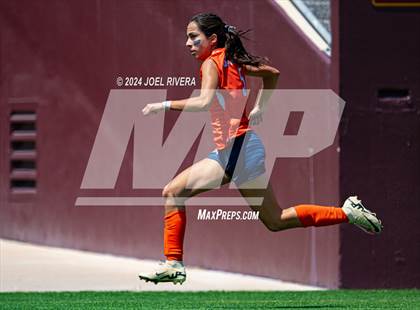 Thumbnail 1 in Seven Lakes vs Pearland (UIL Soccer 6A Region 3 Semifinal) photogallery.