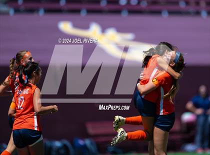 Thumbnail 1 in Seven Lakes vs Pearland (UIL Soccer 6A Region 3 Semifinal) photogallery.