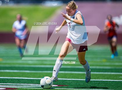 Thumbnail 1 in Seven Lakes vs Pearland (UIL Soccer 6A Region 3 Semifinal) photogallery.