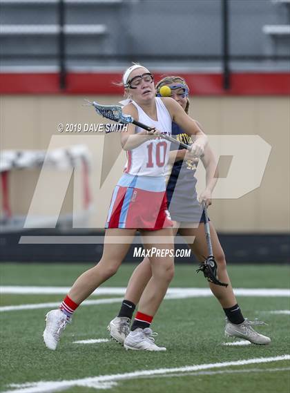 Thumbnail 2 in Kettle Moraine vs Arrowhead (WLF Round 2 Playoff) photogallery.