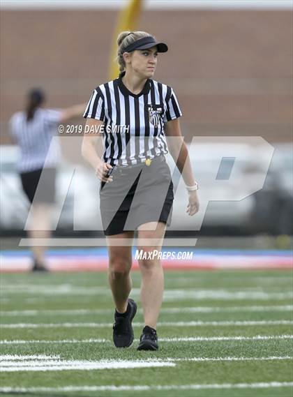 Thumbnail 1 in Kettle Moraine vs Arrowhead (WLF Round 2 Playoff) photogallery.